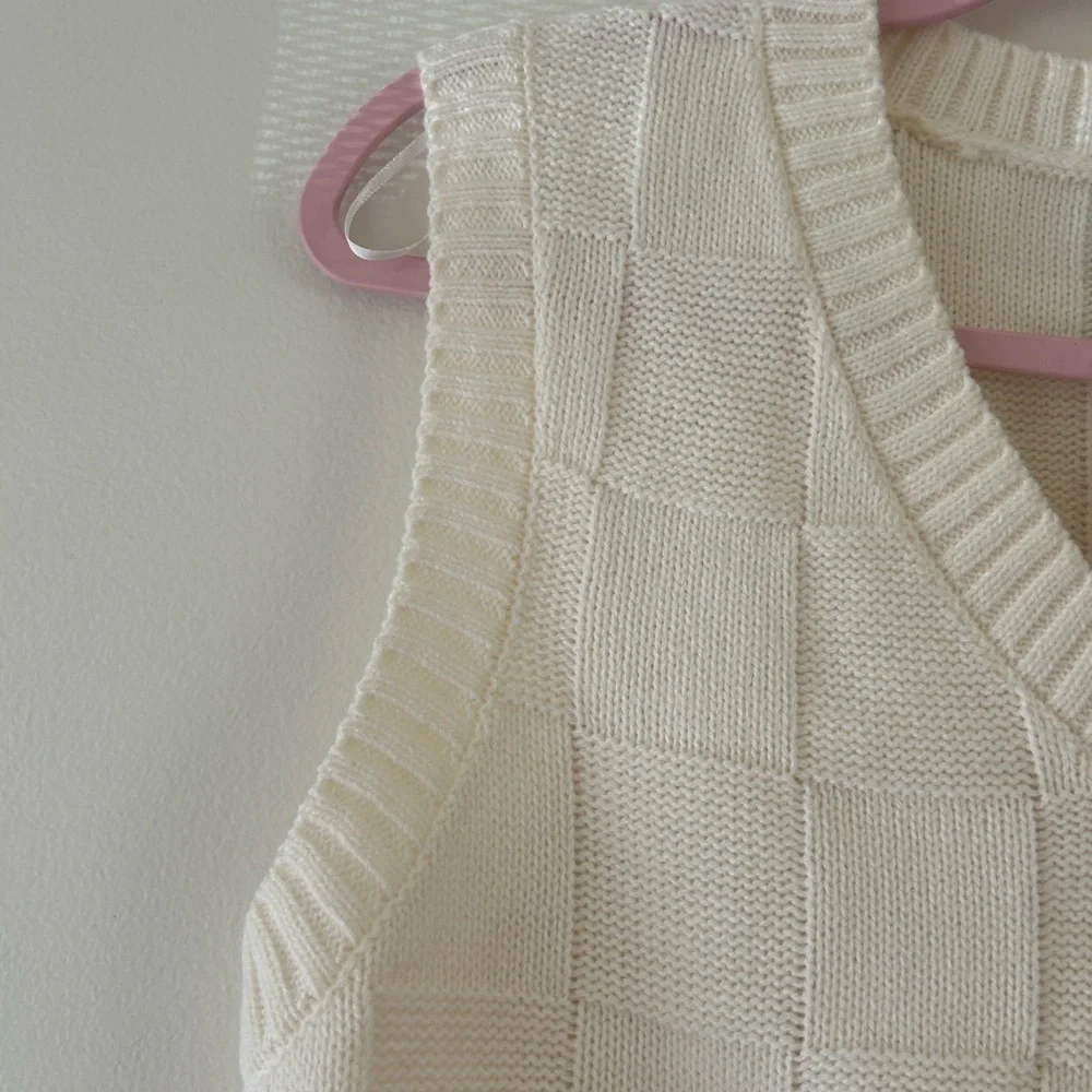 Cream Textured Crop Top - Picture 5 of 5